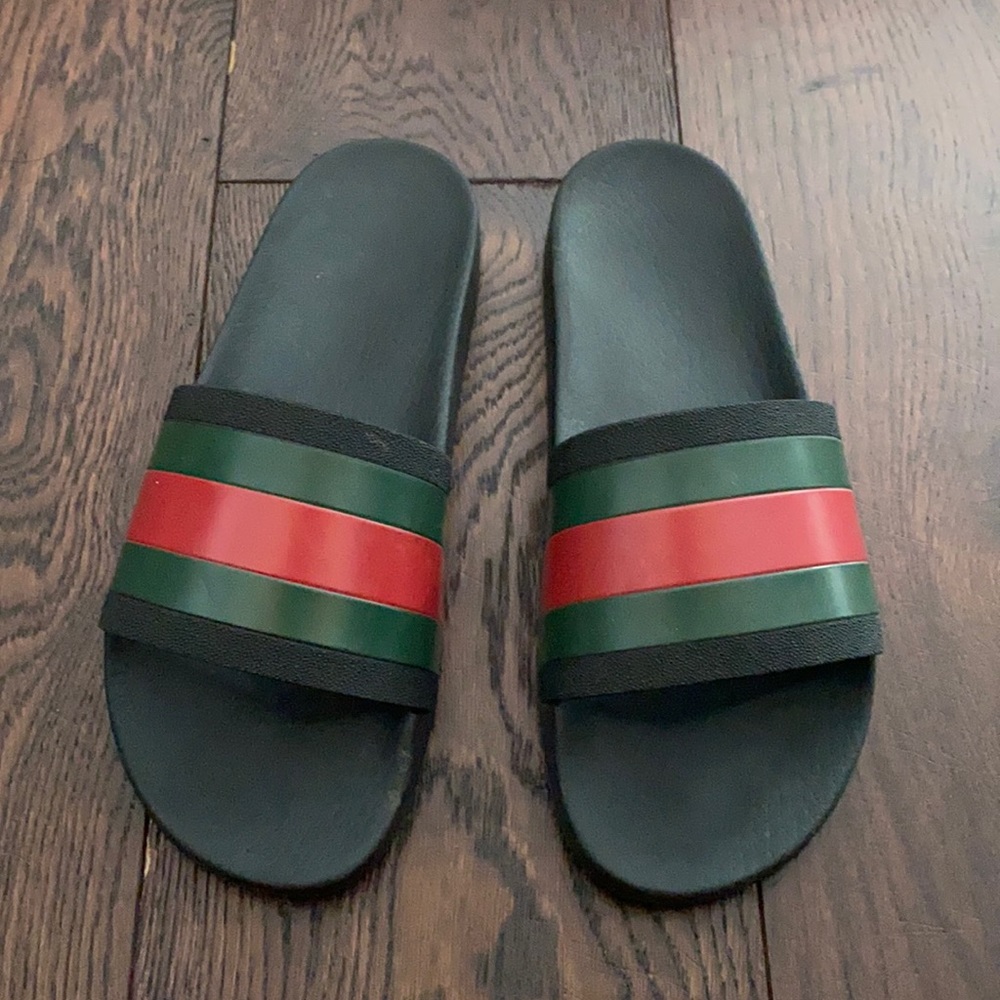 Mens Gucci slides